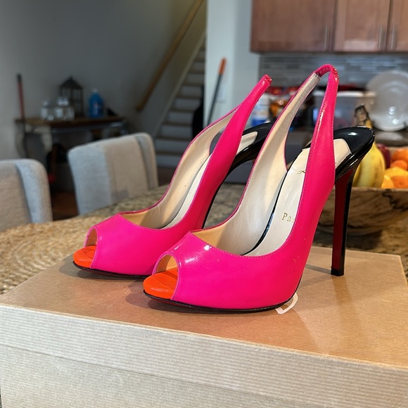 Red bottoms - Picture 6 of 7